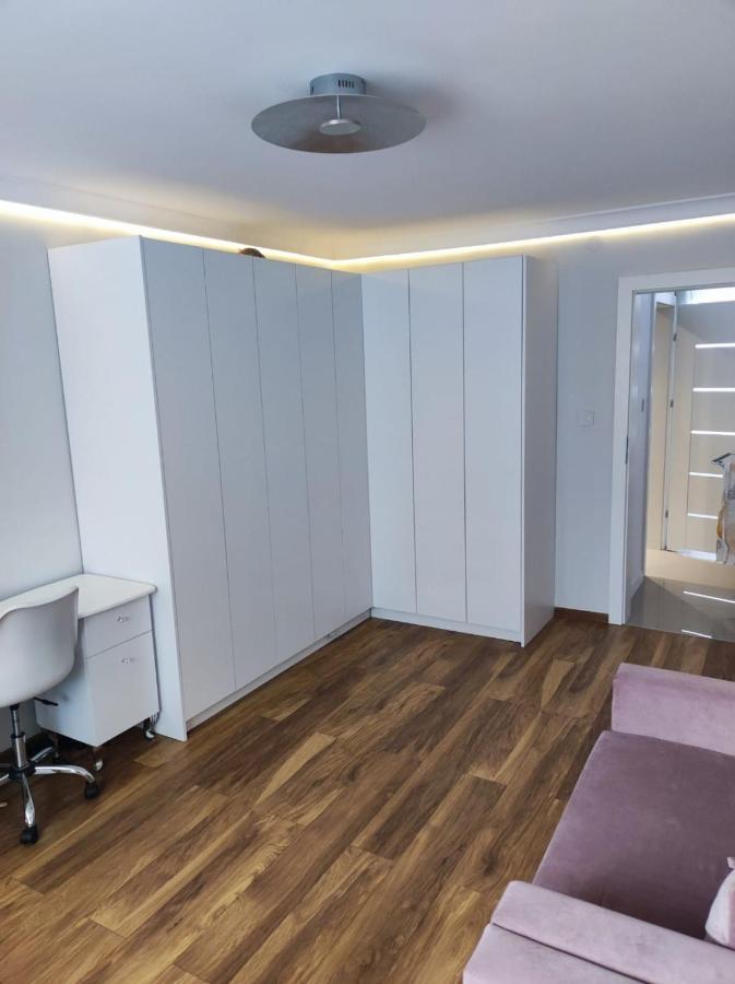 Apartament Frombork Leilighet Eksteriør bilde