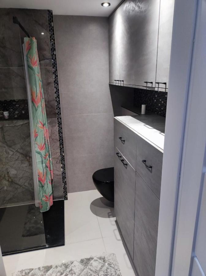 Apartament Frombork Leilighet Eksteriør bilde